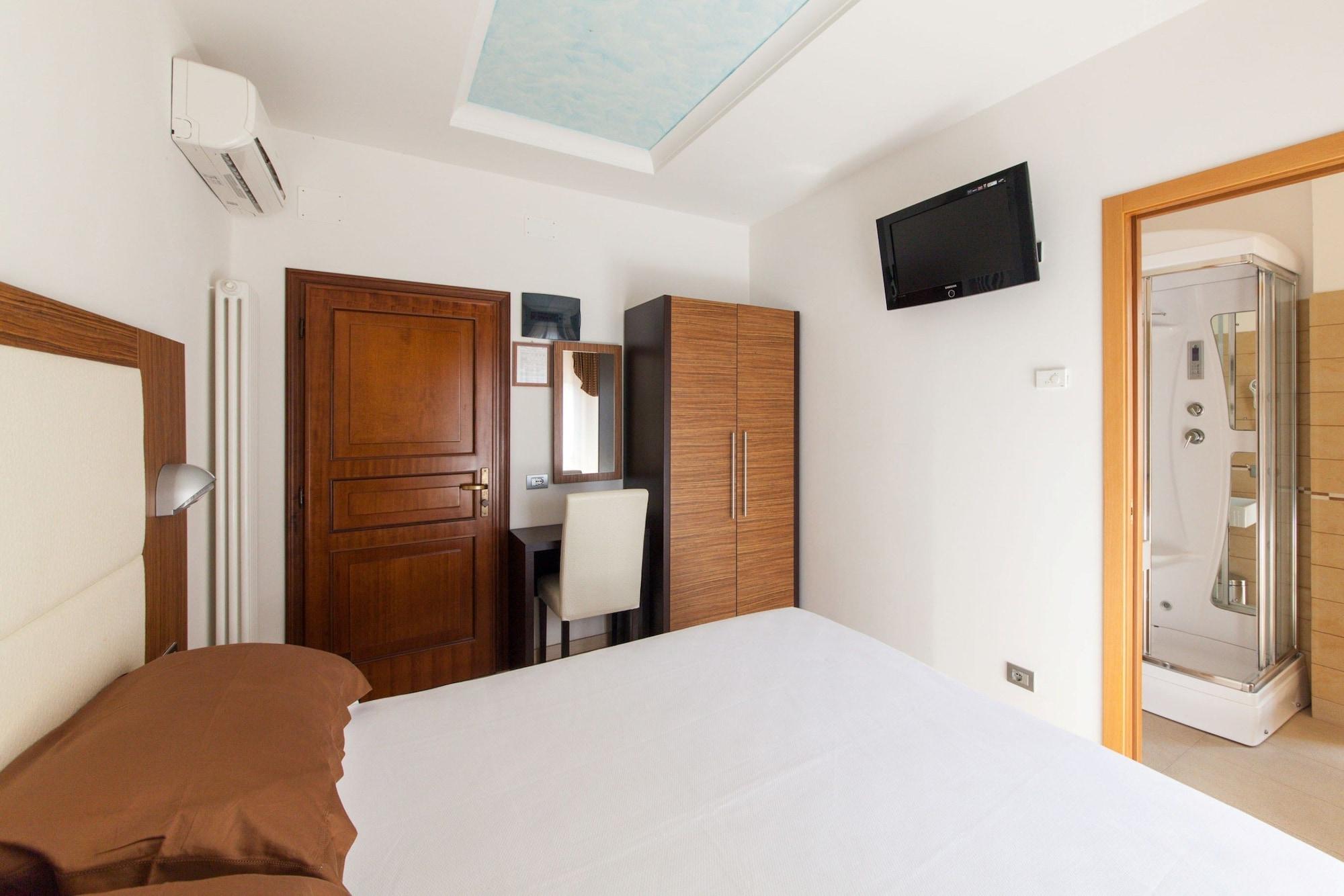 Hotel Palos Rimini Buitenkant foto
